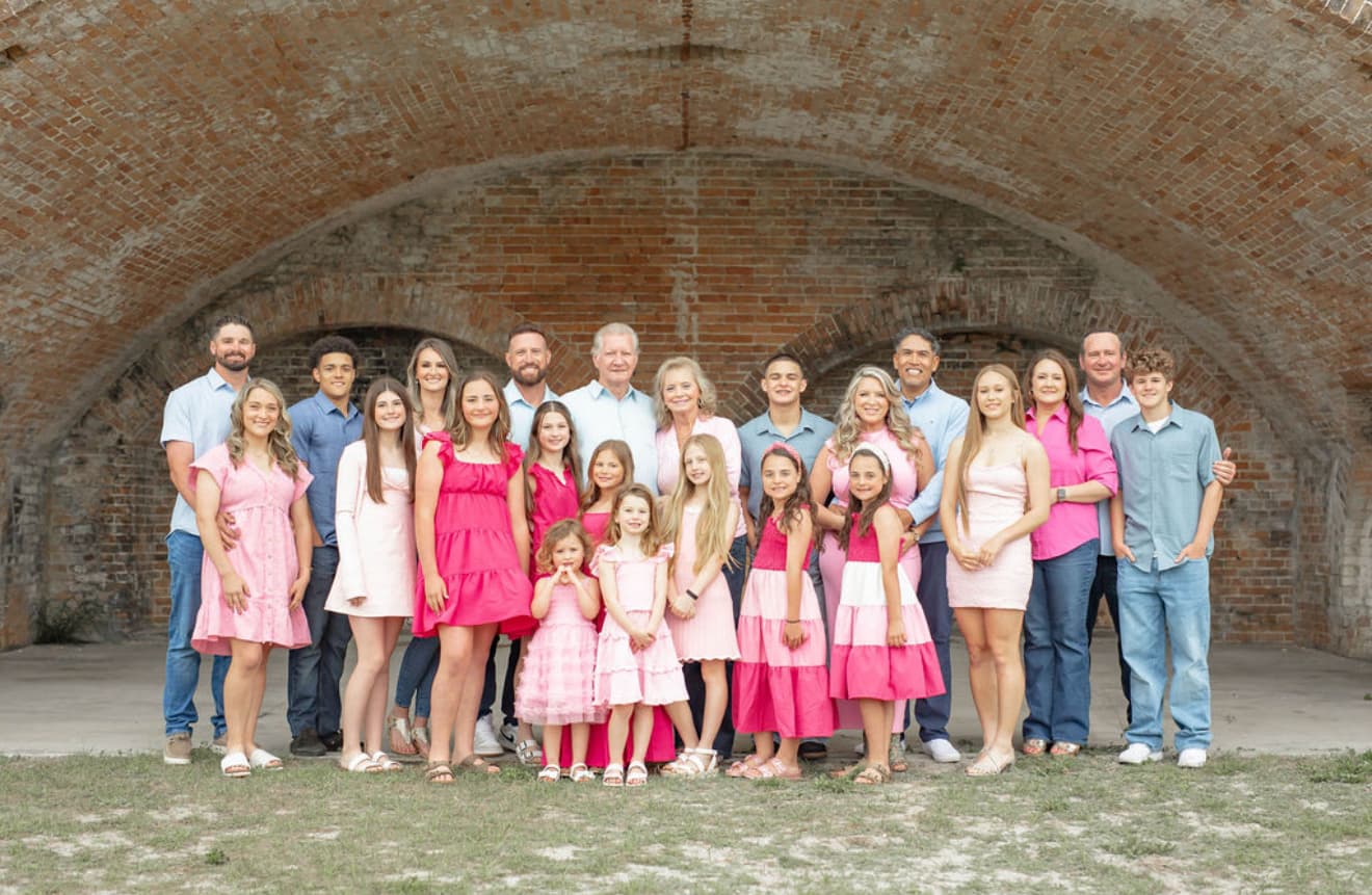 The wider Harris family